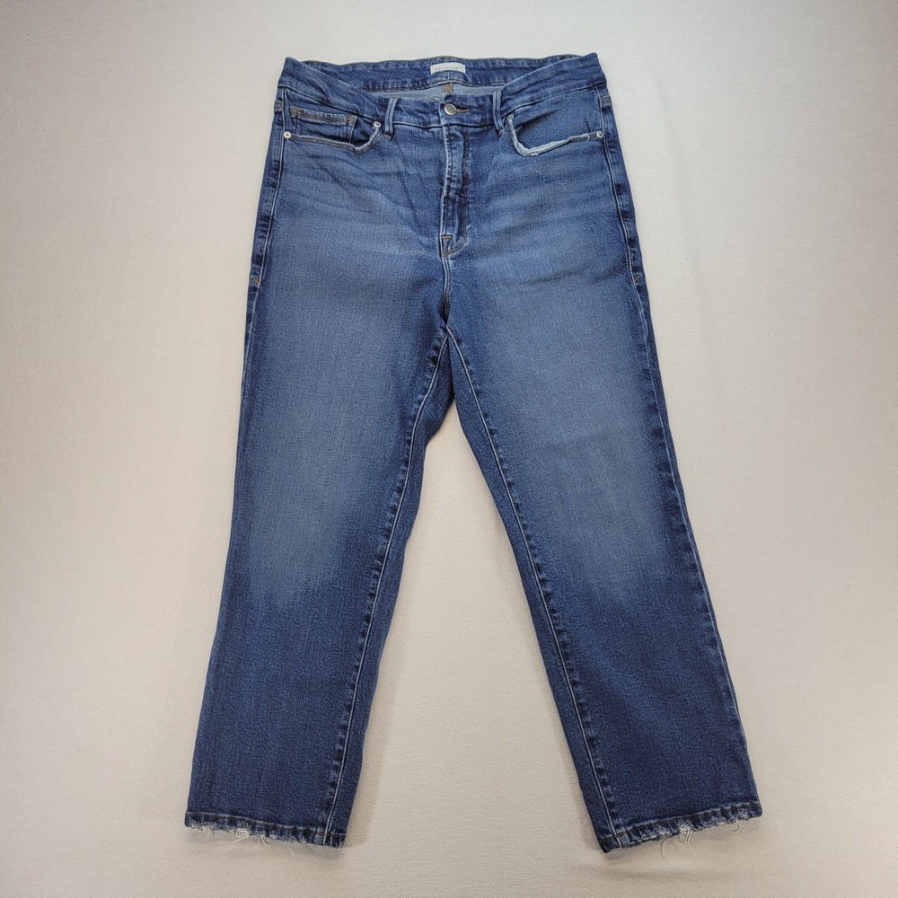 Good American Straight Leg Jeans in Medium Blue